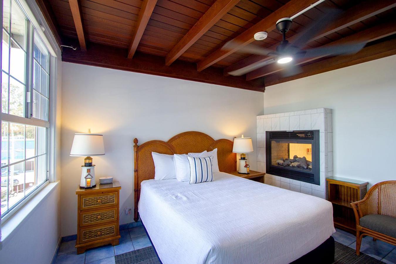 Edgewater Beach Inn Santa Cruz Buitenkant foto
